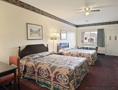 Motel Texas And Center At Dr. Edinburg