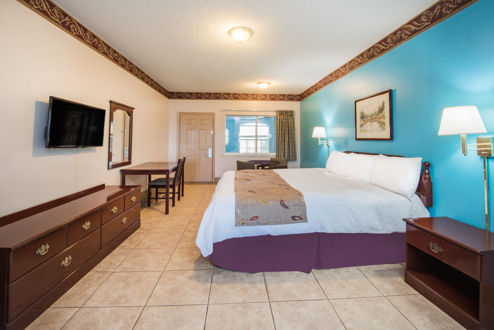 Motel Texas And Center At Dr. 3*