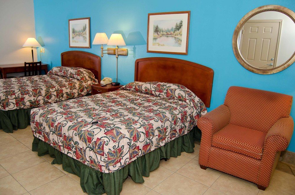 Motel Texas And Center At Dr. 3*